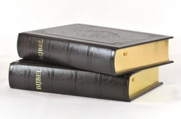 KTB20B - Kanttekeningen- bijbel, bruin kunstleer