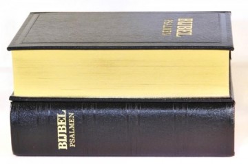 M31G - Minor huisbijbel, zwart, goudsnee, psalmen formulieren